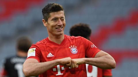 Lewandowski trafił też "krzyżakiem". "Najlepsza dziewiątka na świecie"