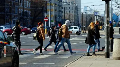 Spowolnienie na rynku pracy. Dane z urzędów