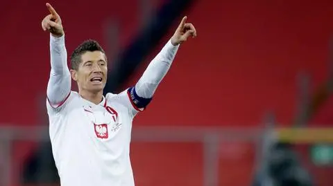 Rywale Polaków drżą przed Lewandowskim. "Musimy deptać mu po piętach"