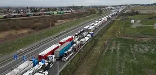 Protest na granicy. Kolejka TIR-ów