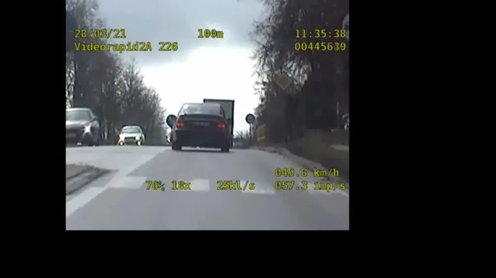 Niebezpieczne wyprzedzanie