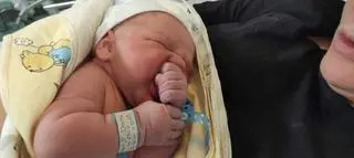 Leoś urodził się minutę po północy