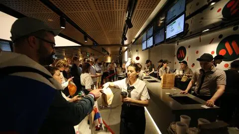 Miało być "smacznie i kropka". Zabrakło ziemniaków na frytki