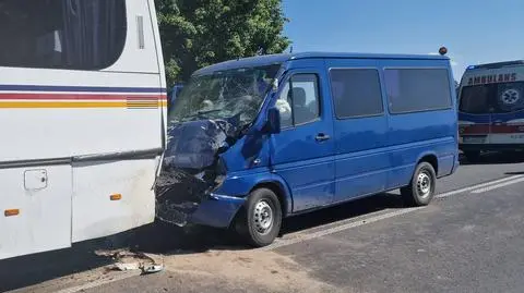Bus wjechał w tył autobusu