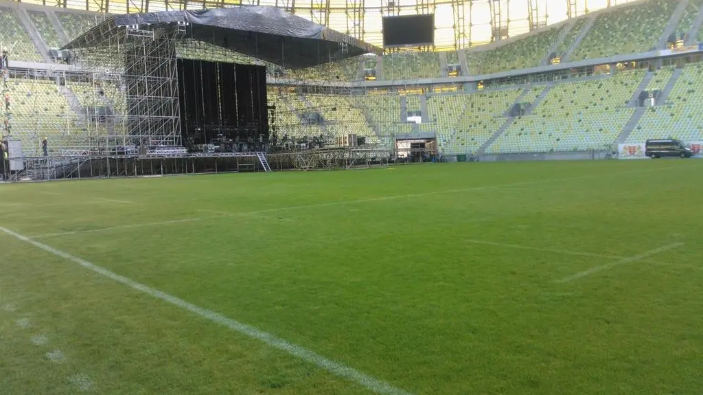 Gdański stadion zmienia się na koncert