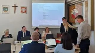 Wybory wójta Wilkowic na sesji rady