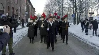 Mieszkańców Nikiszowca w Katowicach obudziła górnicza orkiestra