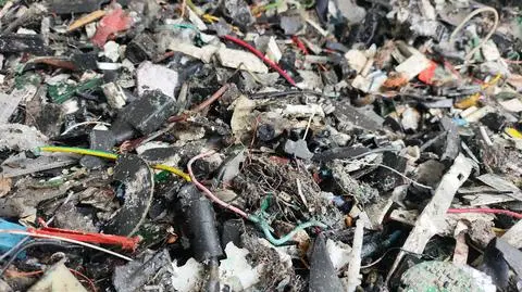 22 tony odpadów w ciężarówce. Odbiorcą miała być firma z Malezji