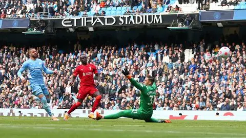 Manchester strzelał, Liverpool odpowiadał. Wielkie emocje na angielskim szczycie