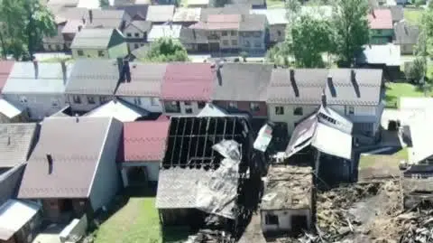 DRON POZAR