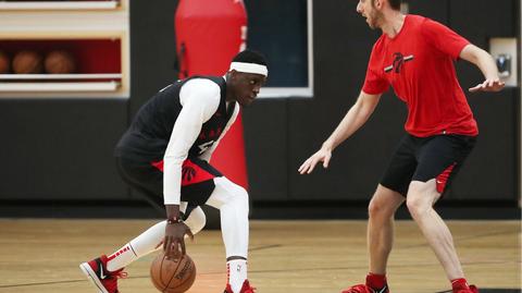 Są pierwsi chętni do trenowania w "bazie". "Pytają władze NBA"