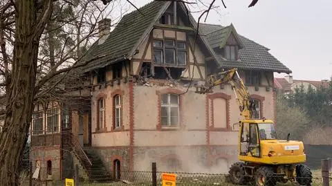 Zabytkowej willi już prawie nie ma, są za to dwa zawiadomienia do prokuratury