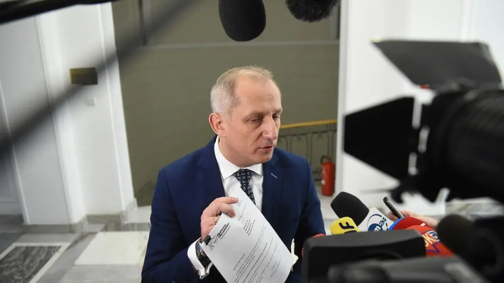 Neumann: marszałek Kuchciński zaproponował przerwę w posiedzeniu Konwentu Seniorów