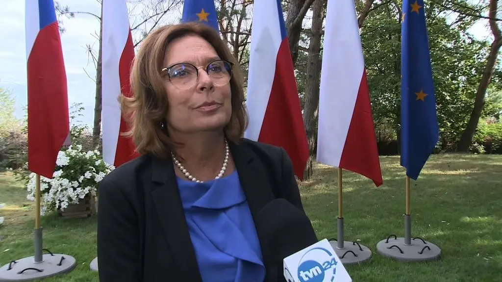 Zaczyna się tworzyć kult jednostki
