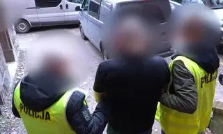 44-latek bił, groził i kradł auta. Sceny jak z filmu na ulicach Olsztyna