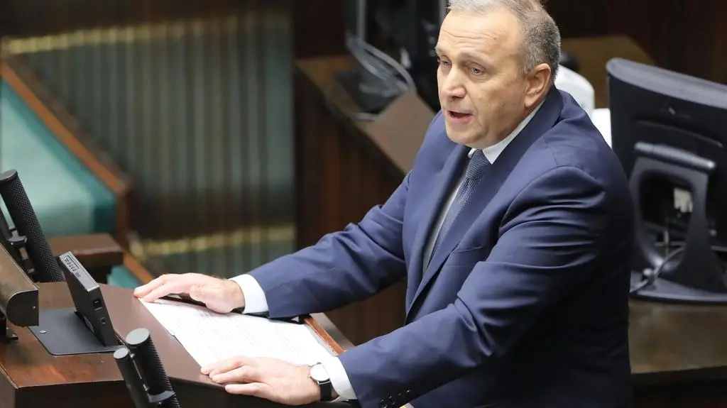 Kiedy kłamstwo staje się codziennością to ludzie zaczynają się uodparniać