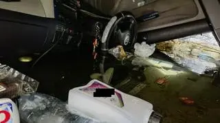 Kierowca w trakcie ucieczki przed policją doprowadził do kolizji