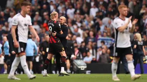 Manchester City ponownie liderem. 50. gol Haalanda