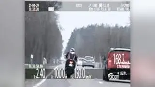 Motocyklista został zatrzymany po czterokilometrowym pościgu