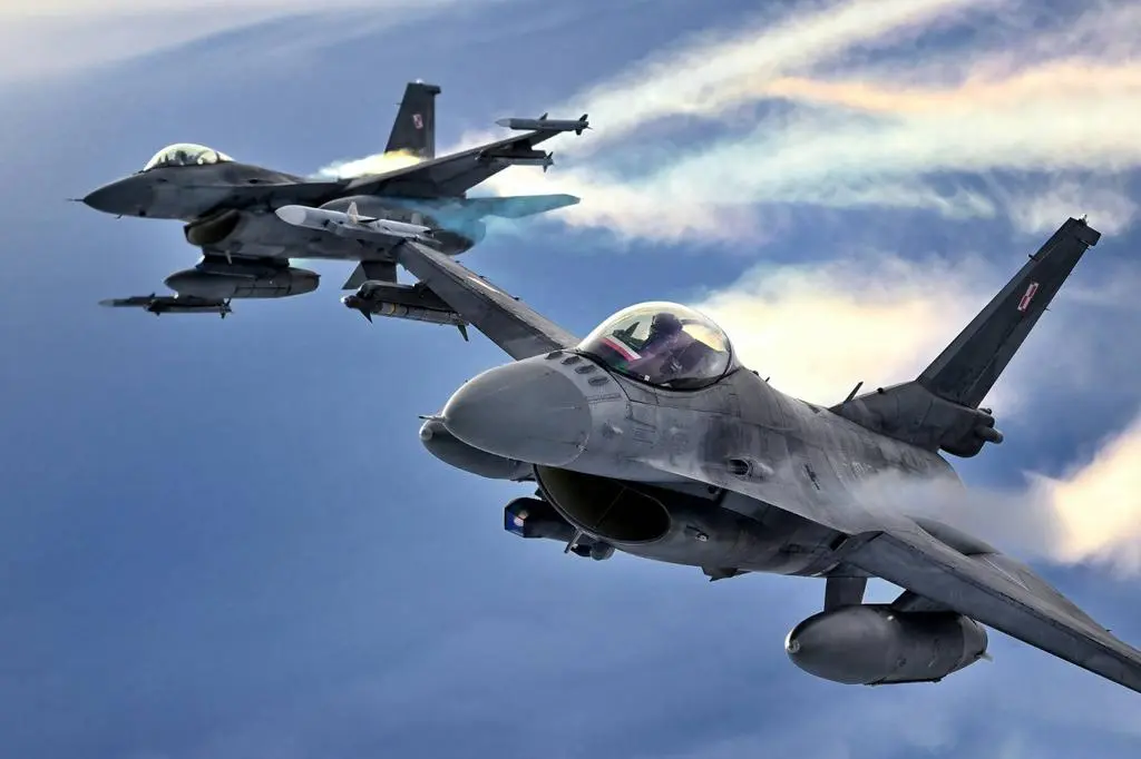 Myśliwce F-16 