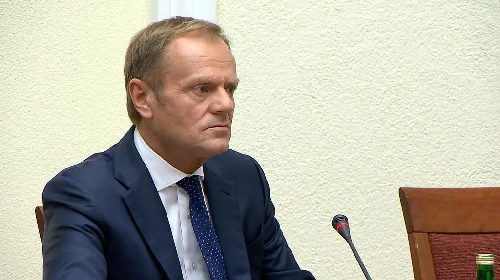 Tusk: poza sytuacjami incydentalnymi i raczej zawsze na wniosek szefów służb mieliśmy kolegium do służb specjalnych