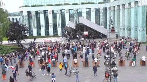 Protest w obronie sędziego Tulei w Warszawie