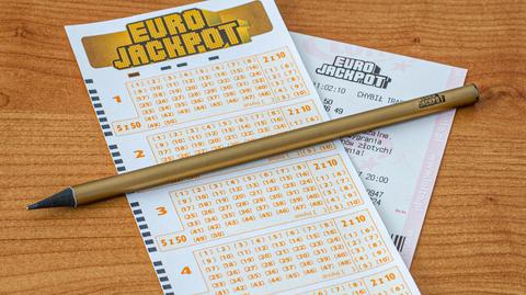 Pewien Węgier wygrał 30 mln euro w loterii Eurojackpot 