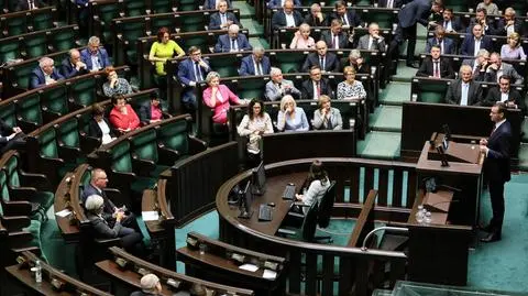 PiS błyskawicznie wprowadza zmiany w ustawie o SN (materiał Faktów z 19.07)