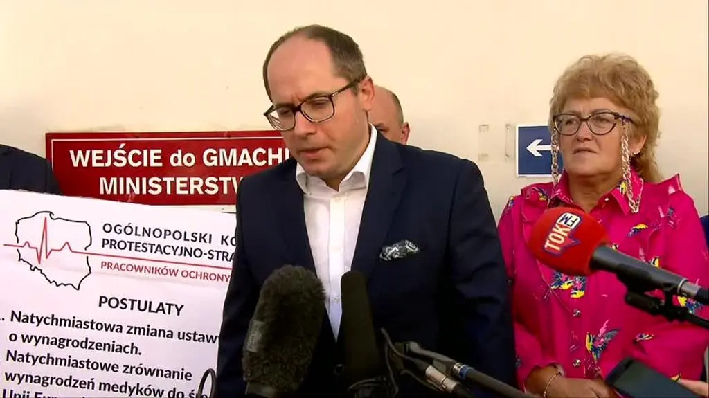 Protestujący medycy: to jest godzenie w szacunek każdego Polaka