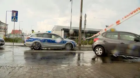 Chciał staranować policjantów, padły strzały. Są zarzuty