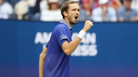 Wyszedł z opresji w drugim secie. Miedwiediew ma finał US Open