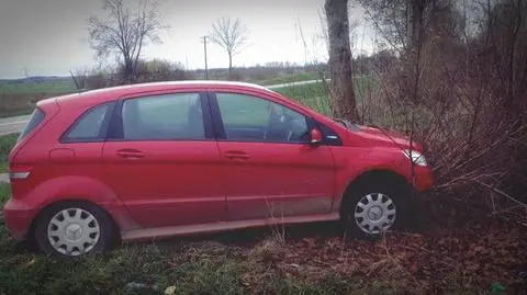 Każdy z dwóch zatrzymanych przez policję mężczyzn spowodował tym samym samochodem kolizję