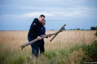 Morawiecki oddał hołd pamięci ofiarom Rzezi Wołyńskiej w nieistniejącej wsi Ostrówki