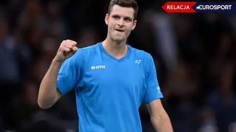 Zażarta walka w trzecim secie. Hurkacz gra z Djokoviciem