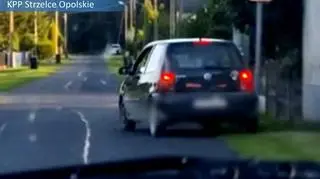 Jechał pijany. Przed policją schował się za szafką
