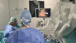 For the first time in Poland a robot was used in a surgery