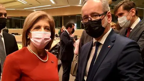 Adam Niedzielski i Stella Kyriakides