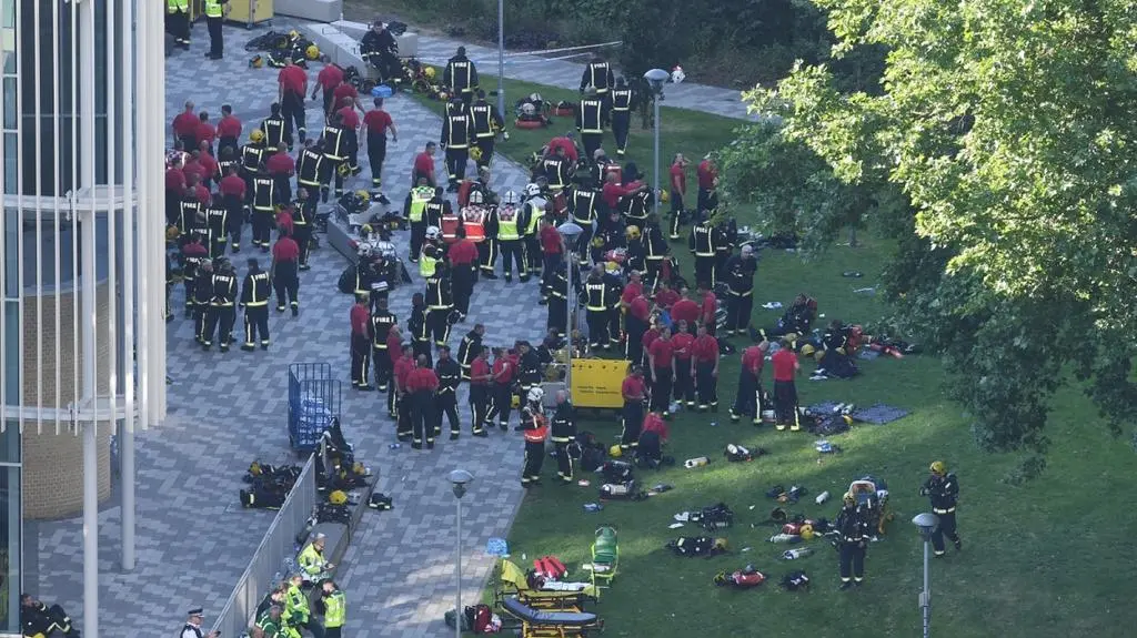 Pożar wieżowca w Londynie. Relacja reportera TVN24