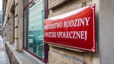 Wszystko zostaje w rodzinie, odcinek 3. Fundacja ojca Rydzyka i katoliccy influencerzy na Zanzibarze