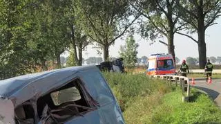 Osobówka zderzyła się z cysterną i busem