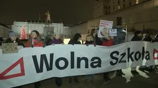 Protest przed Pałacem Prezydenckim 