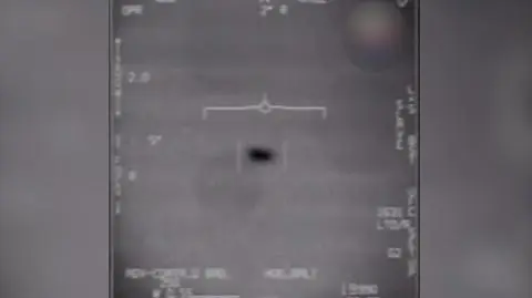 Drugie nagranie wojska USA mające przedstawiać UFO