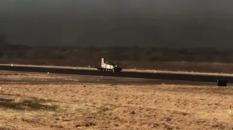 "Mieliśmy właśnie startować, gdy zaczęły padać strzały". Chwile grozy na pokładzie. Nagranie