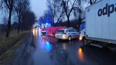 Potrącony 63-latek zginął na miejscu. Policja: nie miał odblasków
