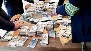 Przejęli ponad milion złotych w gotówce