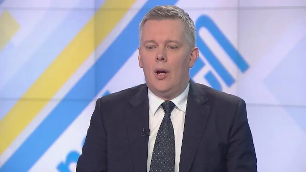 Siemoniak o przetargu na śmigłowce