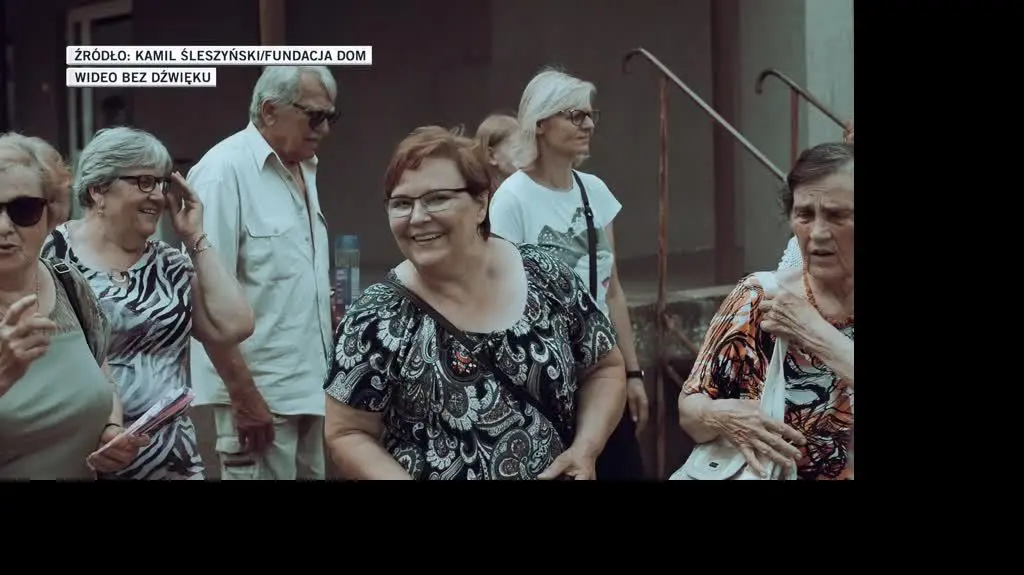 Fundacja DOM  SLIDESHOW