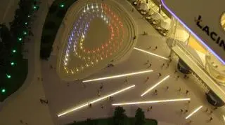 Iluminacje przed wejściem