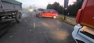 Marcinkowo. Ciągnik rolniczy zderzył się z samochodem osobowym
