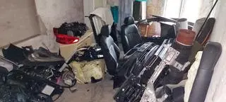 Policja: Kradli luksusowe auta, potem rozbierali je na części